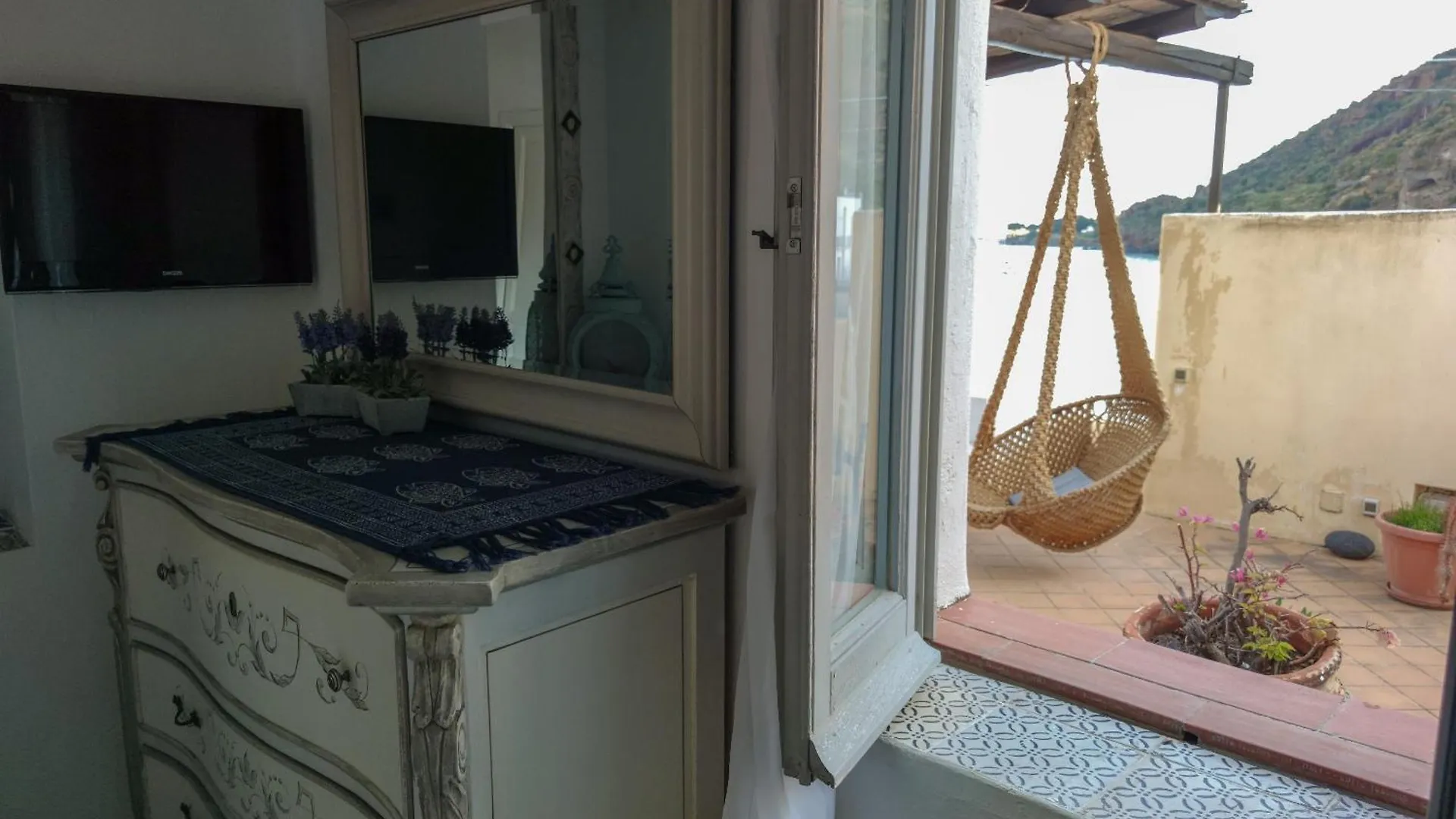 Maison d'hôtes Hotel Halgoduria à Santa Marina Salina