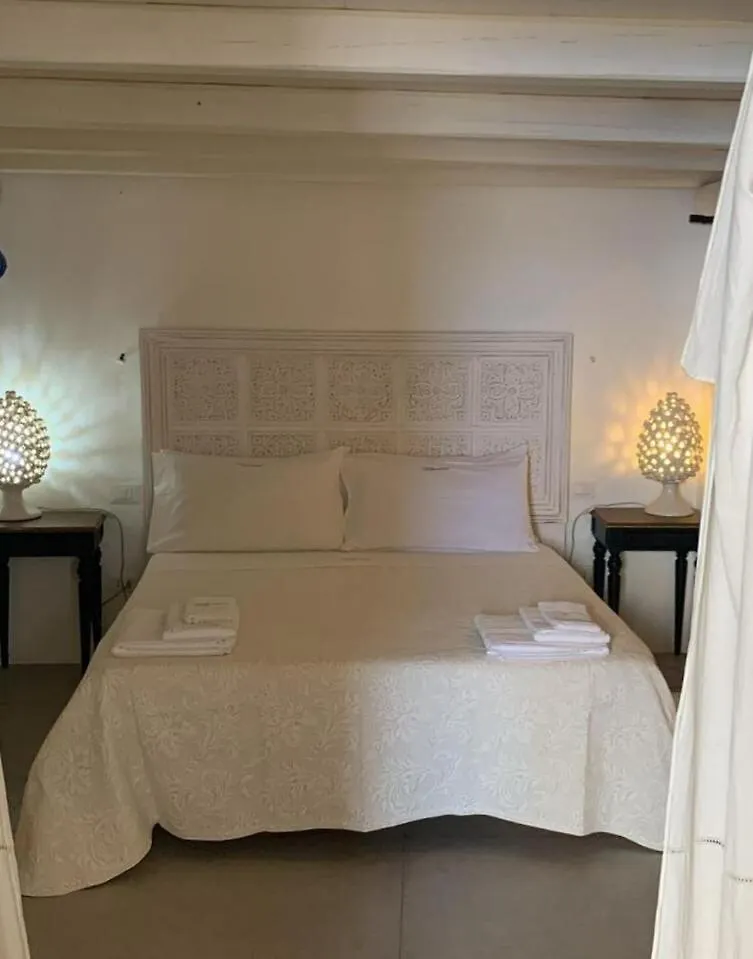 ** Guest house Halgoduria Hotel Santa Marina Salina Italy