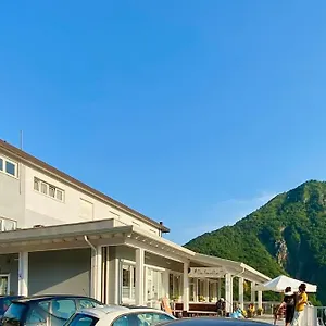 Hotel Lodrino **